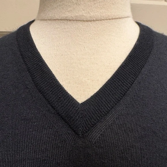 DOLCE & GABBANA cashmere & silk blend light knit long line short sleeve sweater - Picture 4 of 8